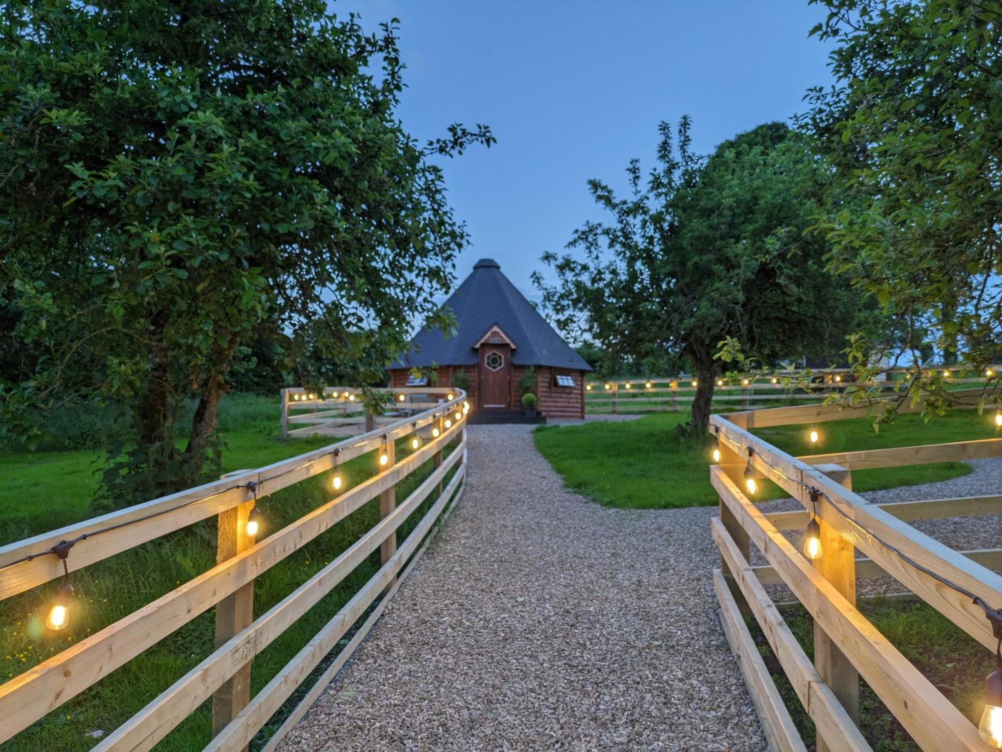 Apple Blossom Glamping Килкенни Экстерьер фото